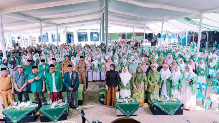 PC Fatayat NU Tulang Bawang Gelar Seminar Interaktif Fiqih Wanita Bersama Hj. Ning Sheila Hasina Al Hafidzoh